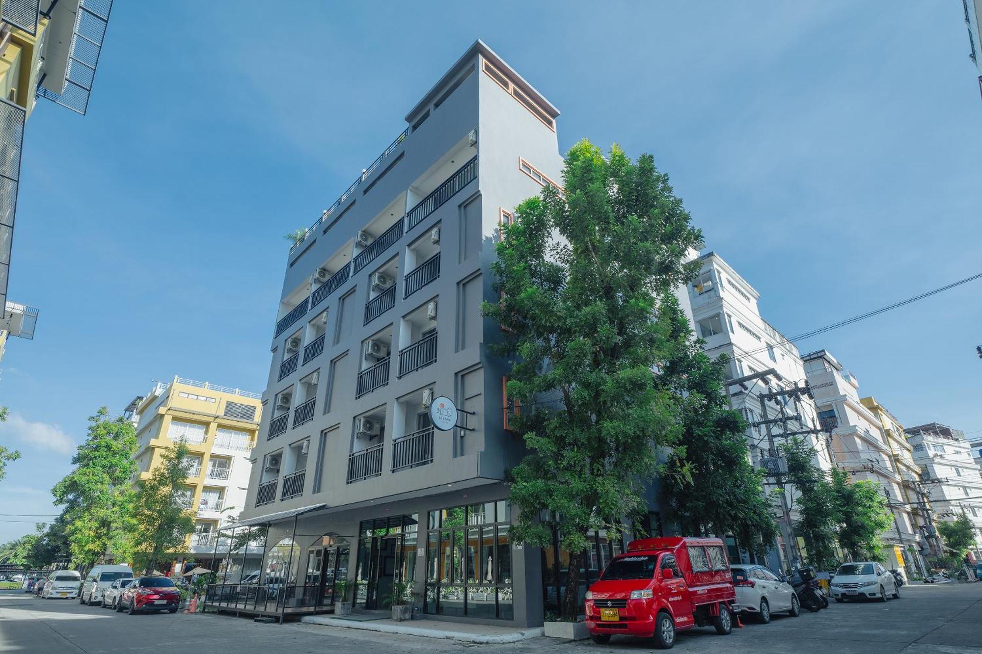 Hotel Di Yana Patong Exteriér fotografie